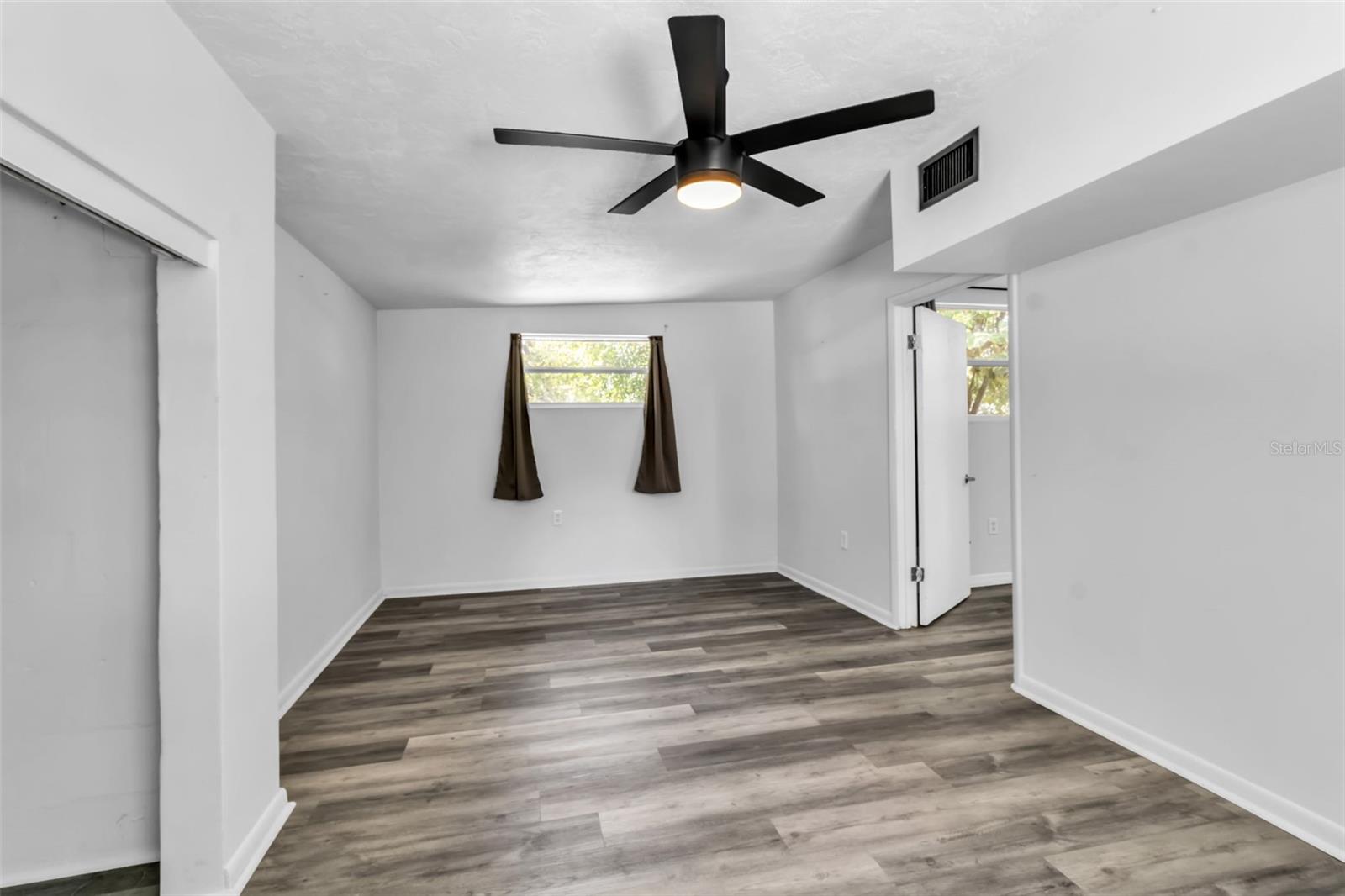 AZALEA TERRACE REP - Residential