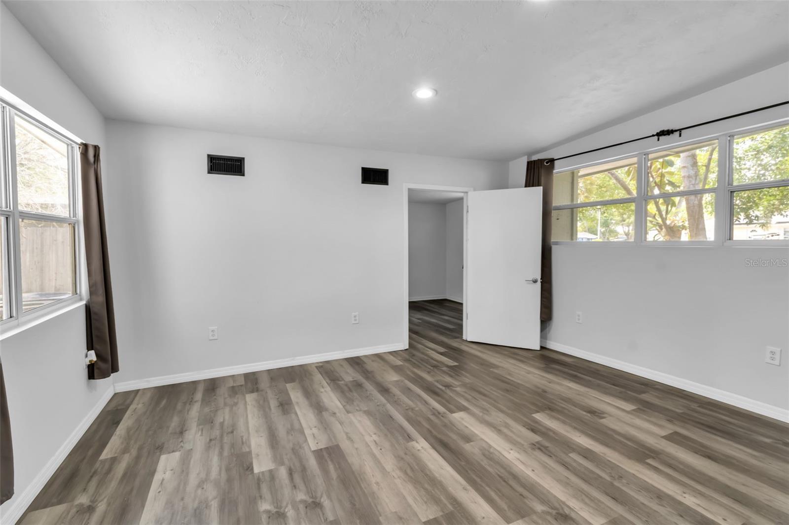 AZALEA TERRACE REP - Residential