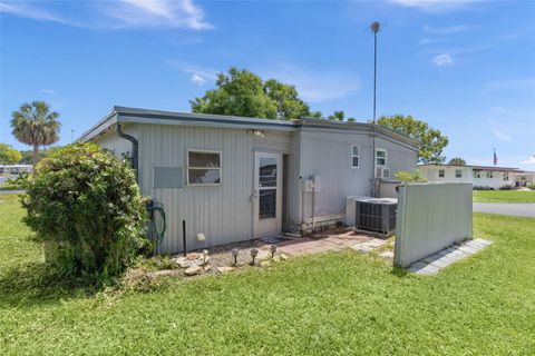 Tiny photo for 30 Riverview Drive, Fruitland Park, FL 34731 (MLS # G5112073)