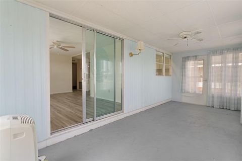 Tiny photo for 30 Riverview Drive, Fruitland Park, FL 34731 (MLS # G5112073)