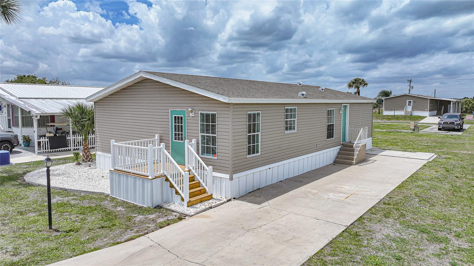 DESOTO VILLAGE - Residential