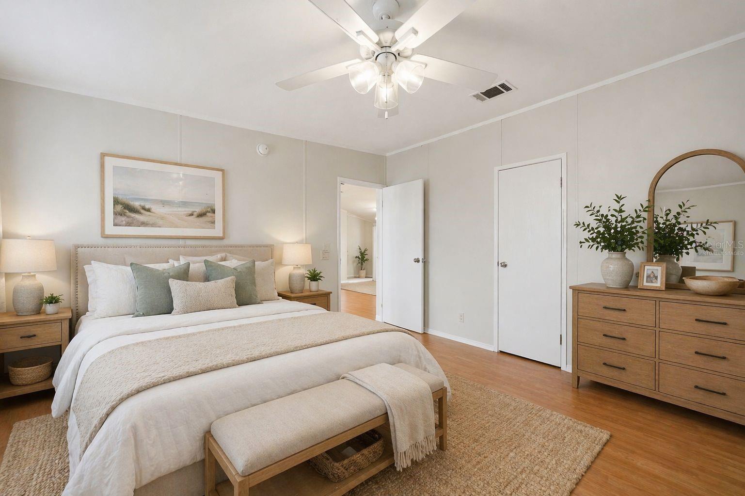 DESOTO VILLAGE - Residential