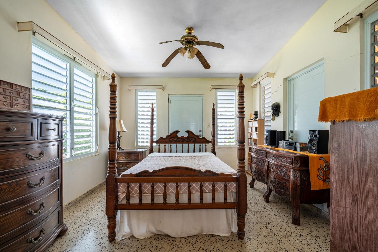 SOLAR G - Residential Income