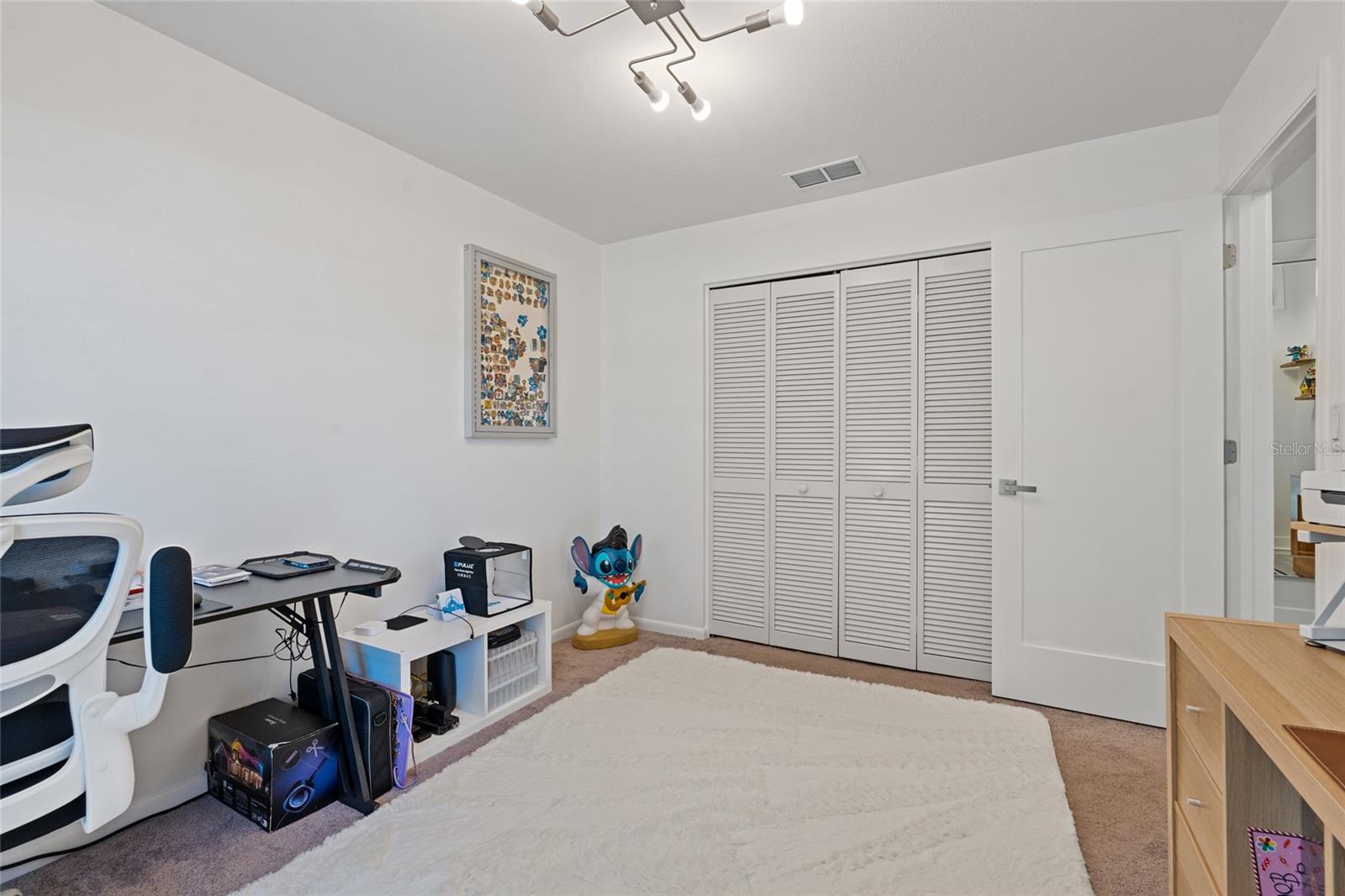 LAKE SEMINOLE VILLAGE - Residential