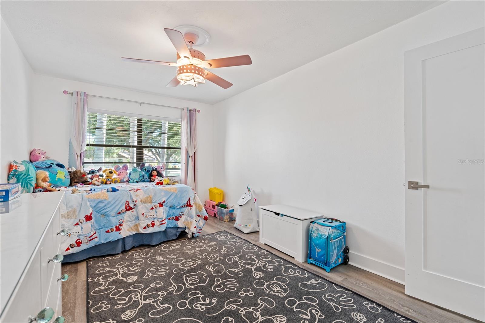 LAKE SEMINOLE VILLAGE - Residential