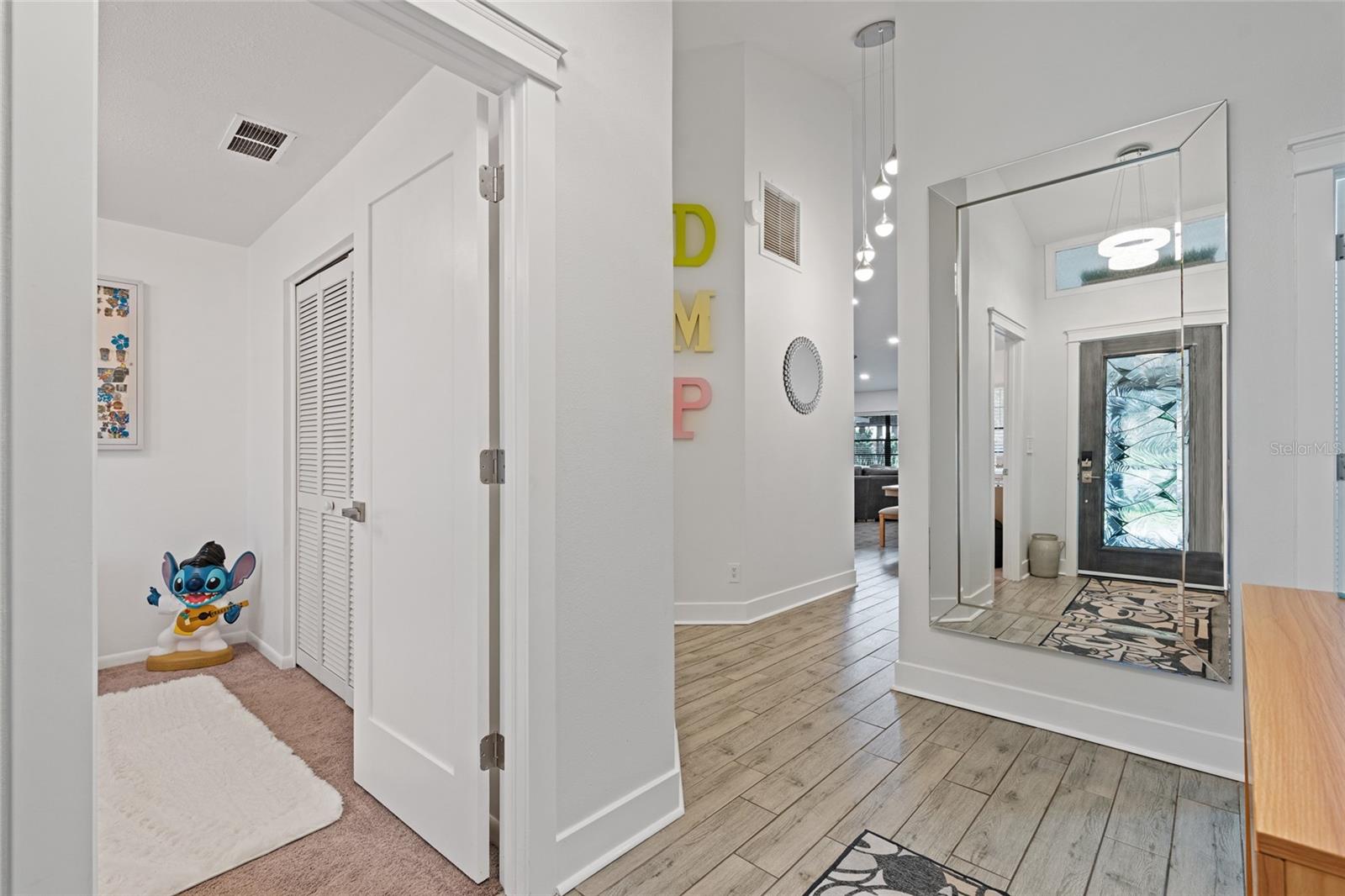 9972 LAKE SEMINOLE DRIVE W