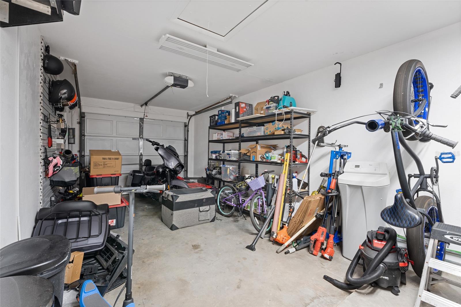 LAKE SEMINOLE VILLAGE - Residential