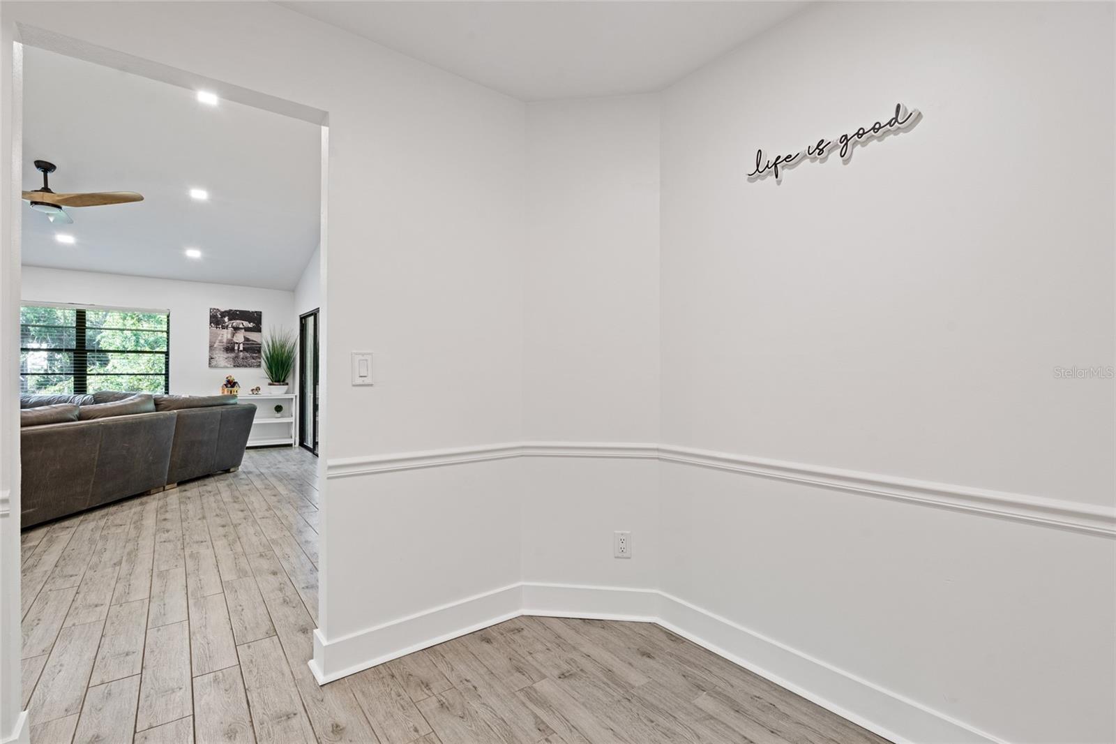 LAKE SEMINOLE VILLAGE - Residential