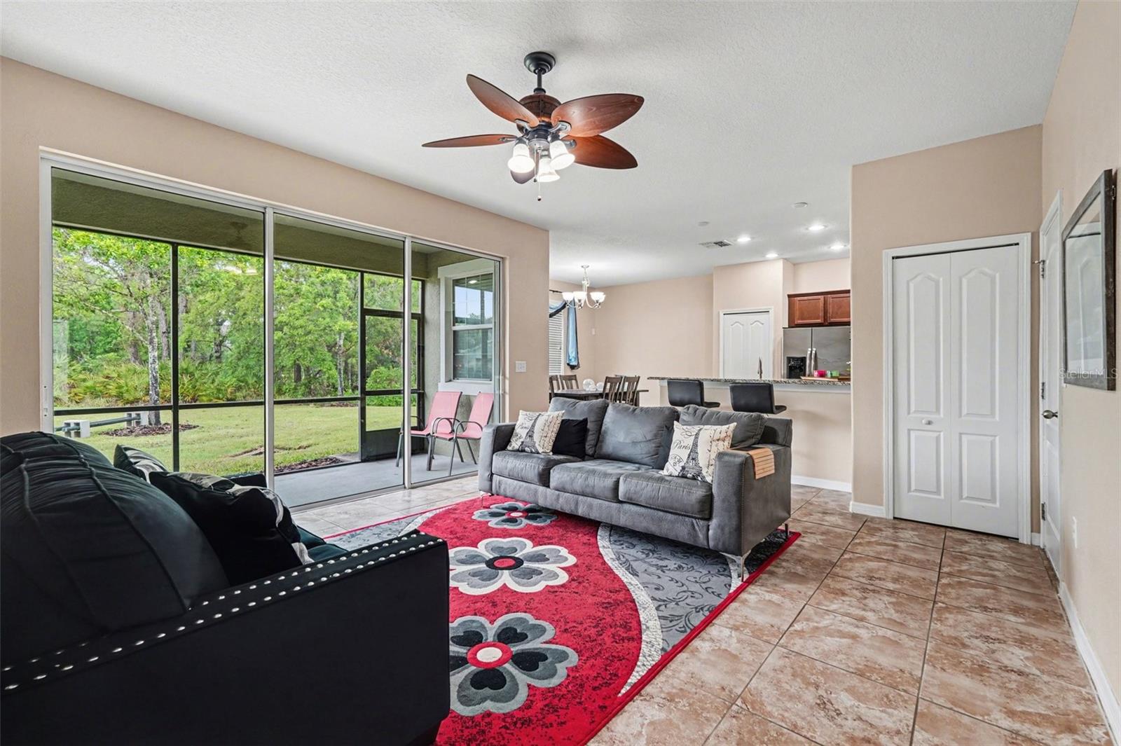 CLUB MANOR WEST OF GRAND HAMPT - Residential