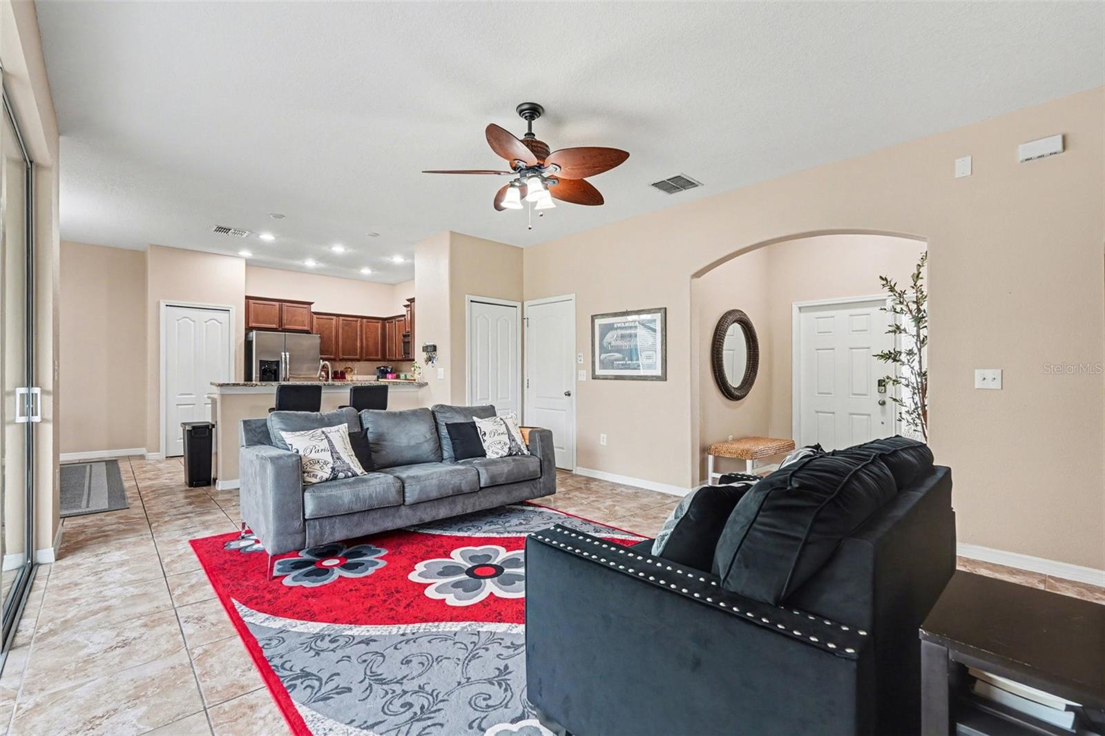 CLUB MANOR WEST OF GRAND HAMPT - Residential