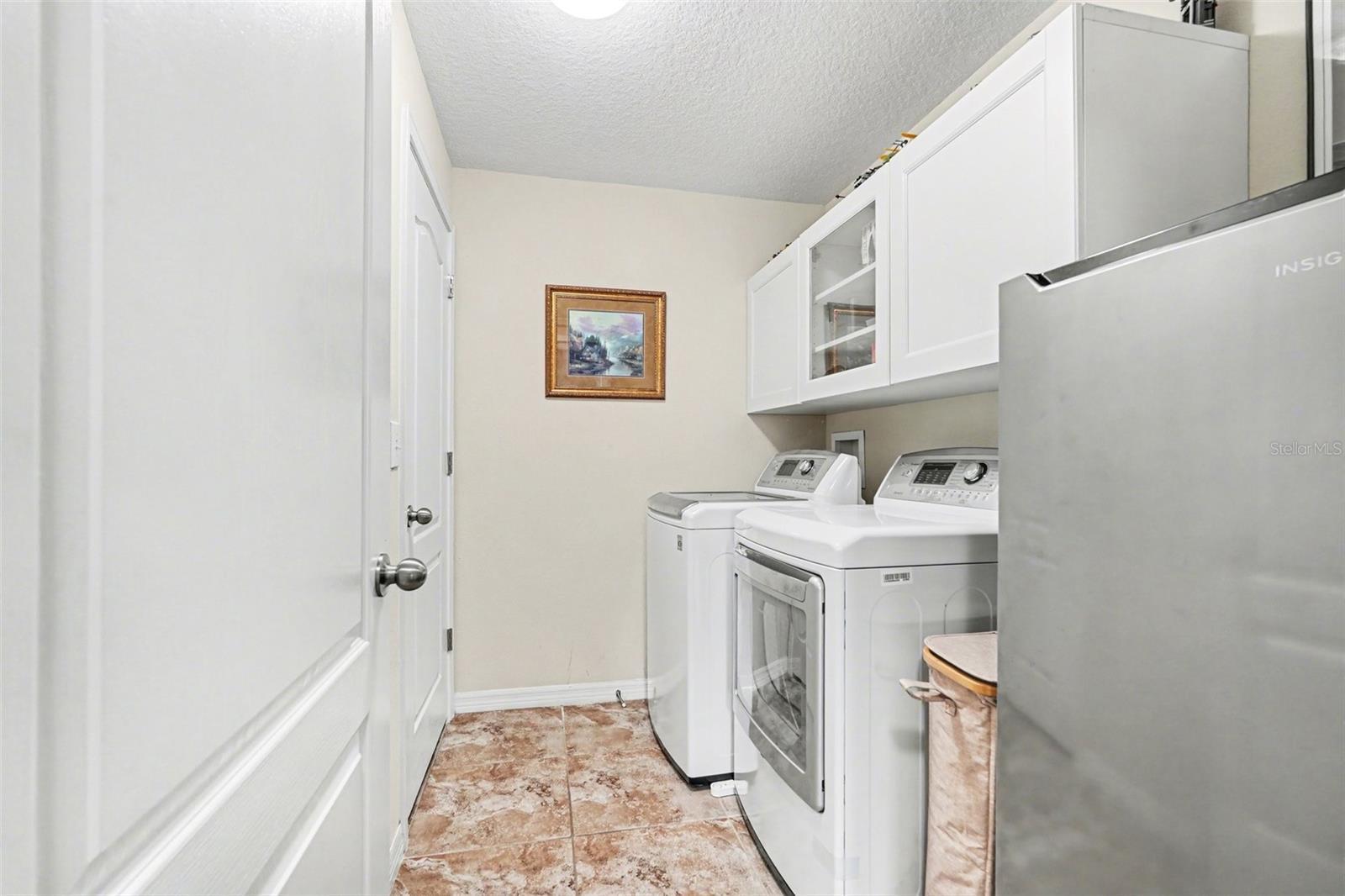 CLUB MANOR WEST OF GRAND HAMPT - Residential