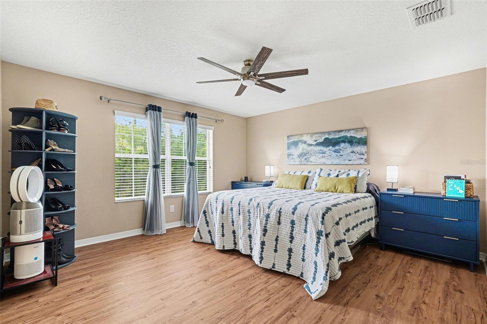 CLUB MANOR WEST OF GRAND HAMPT - Residential