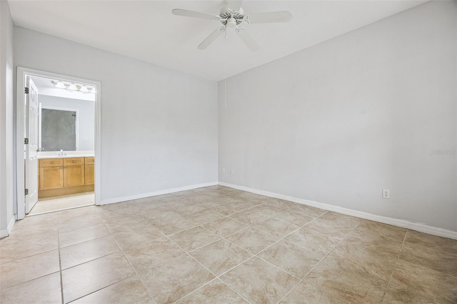 LAKESIDE/LKS/WINDERMERE - Residential