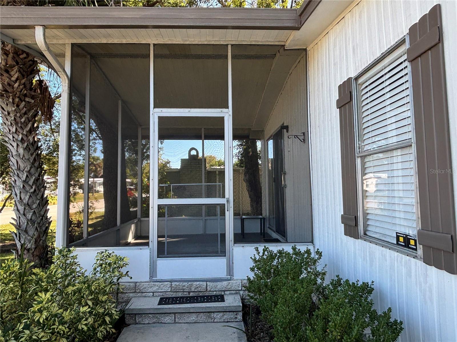 ZELLWOOD STATION - Residential