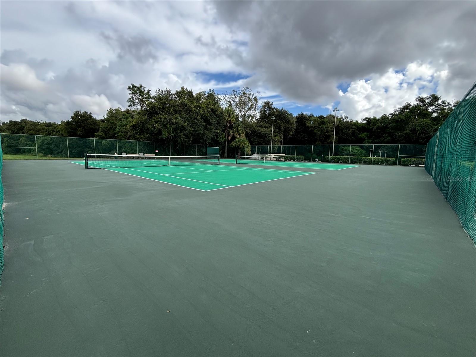 ZELLWOOD STATION - Residential