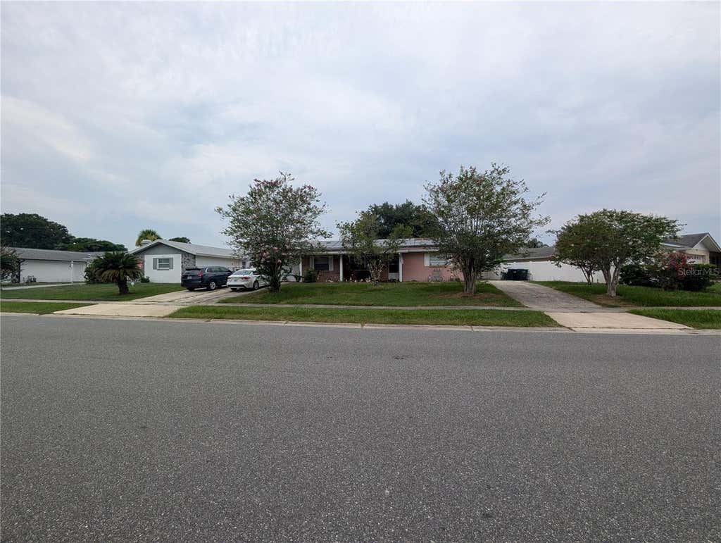 Photo of 780 Park Manor Drive, Orlando, FL 32825 (MLS # O6429503)