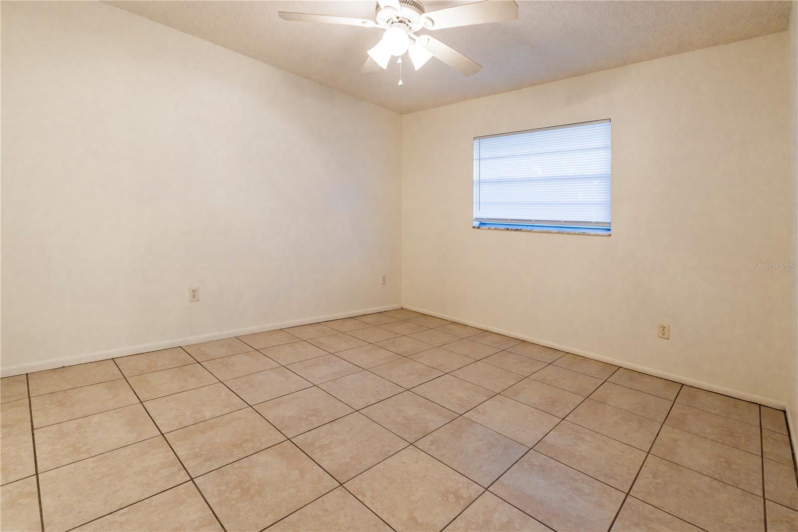WOODMERE TERRACE SEC 1 - Residential Lease