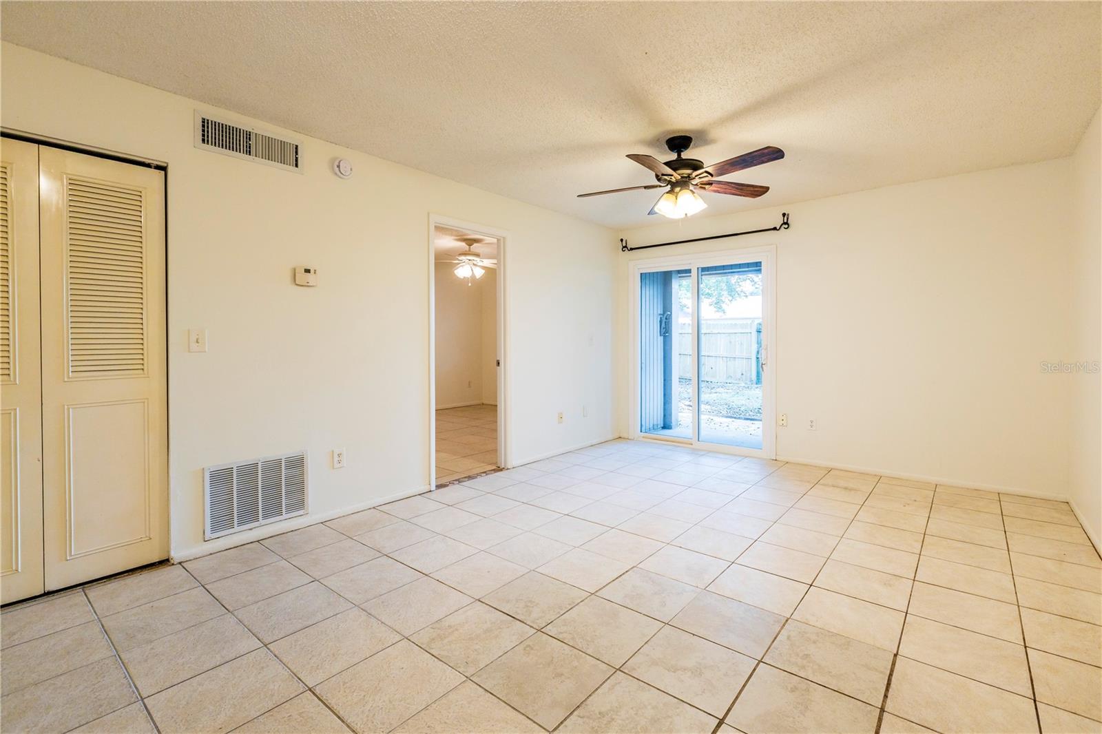 WOODMERE TERRACE SEC 1 - Residential Lease