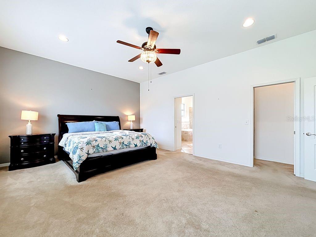 4046 DINNER LAKE WAY