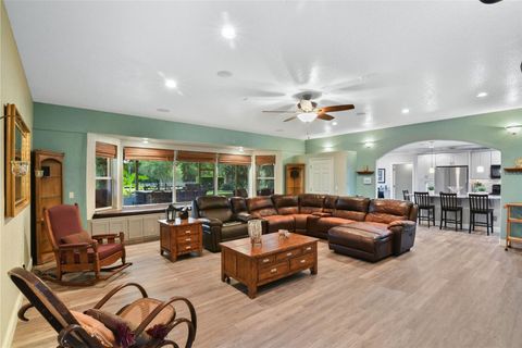 Tiny photo for 35126 William Lane, Eustis, FL 32736 (MLS # G5101068)