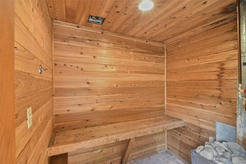 Tiny photo for 35126 William Lane, Eustis, FL 32736 (MLS # G5101068)