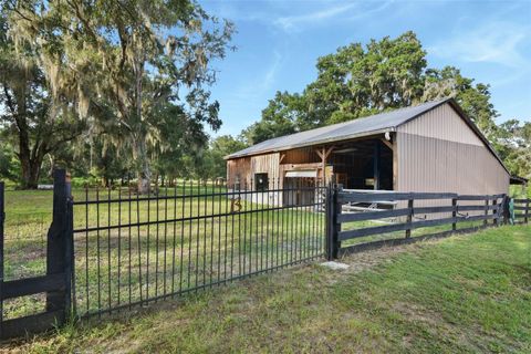 Tiny photo for 35126 William Lane, Eustis, FL 32736 (MLS # G5101068)