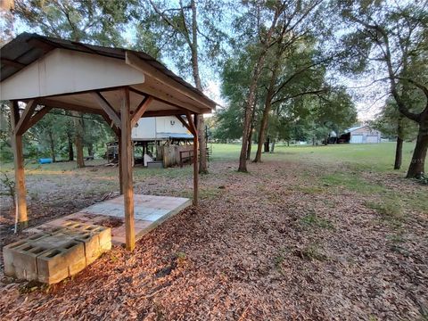 Tiny photo for 35126 William Lane, Eustis, FL 32736 (MLS # G5101068)