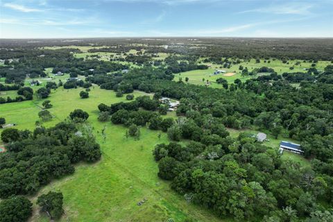 Tiny photo for 35126 William Lane, Eustis, FL 32736 (MLS # G5101068)