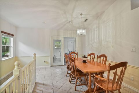 Tiny photo for 35126 William Lane, Eustis, FL 32736 (MLS # G5101068)