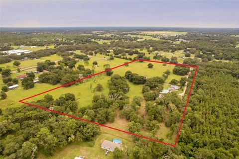 Tiny photo for 35126 William Lane, Eustis, FL 32736 (MLS # G5101068)