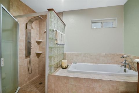 Tiny photo for 35126 William Lane, Eustis, FL 32736 (MLS # G5101068)