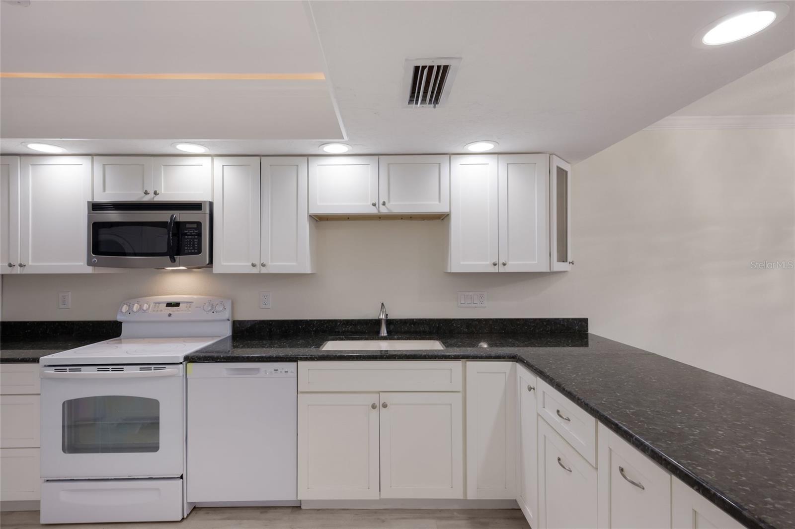 MOUNT VERNON PH 3 - Residential