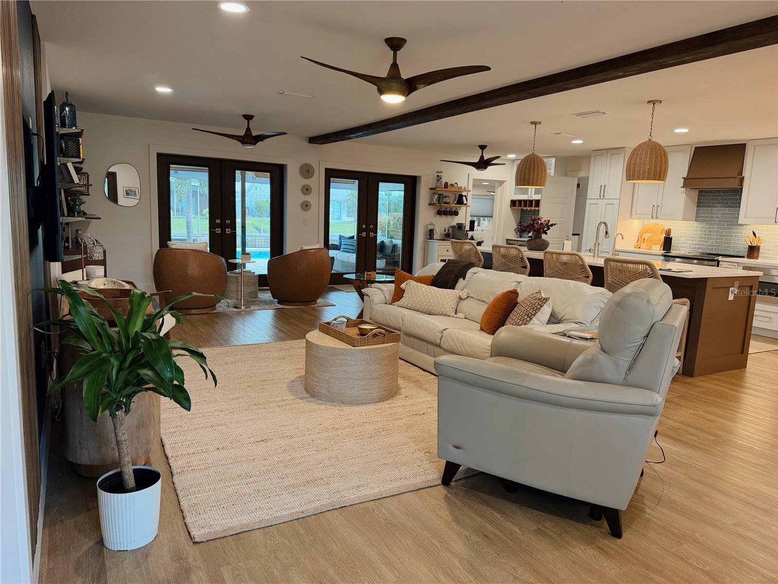 4511 BIMINI DRIVE, BRADENTON, FL, 34210 2 4511 BIMINI DRIVE