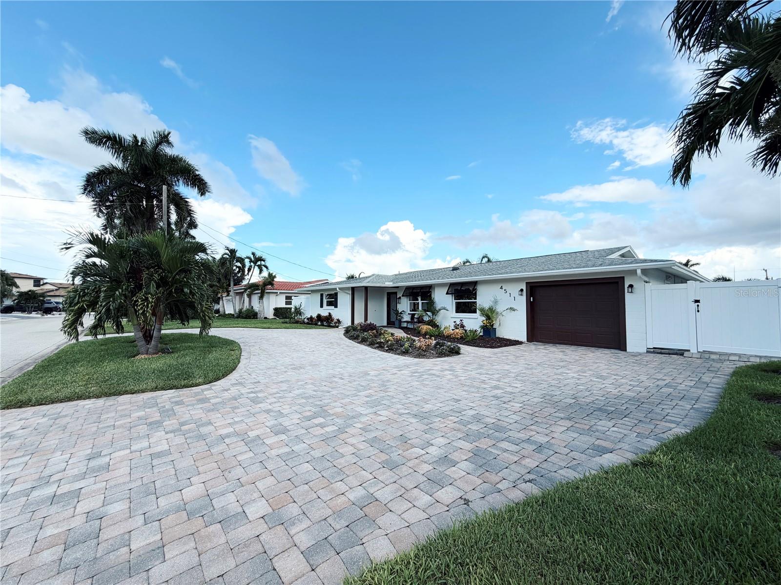 4511 BIMINI DRIVE, BRADENTON, FL, 34210 1 4511 BIMINI DRIVE