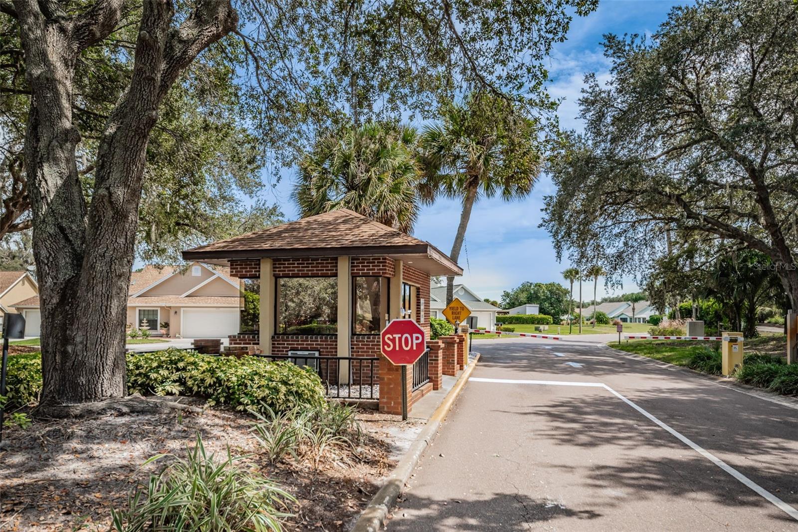 07 SPGS VILLAS CONDO - Residential