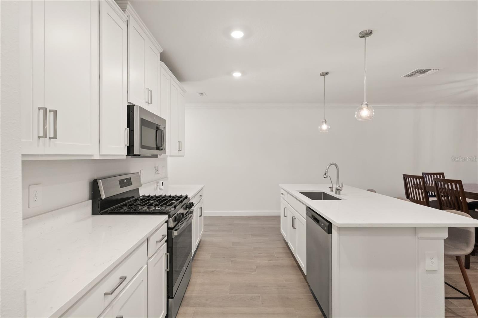 FOREST BROOKE ACTIVE ADULT PH - Residential