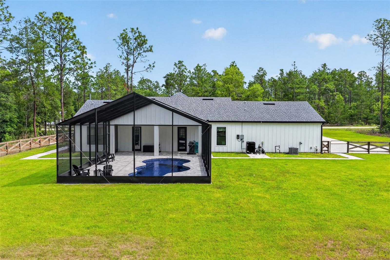 ROLLING HILLS UN 02 - Residential