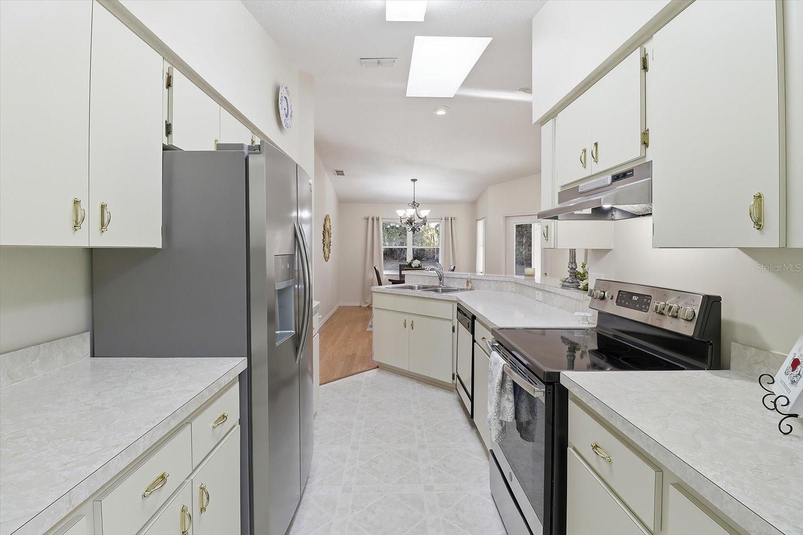 CANTERBURY LAKE ESTATES - Residential