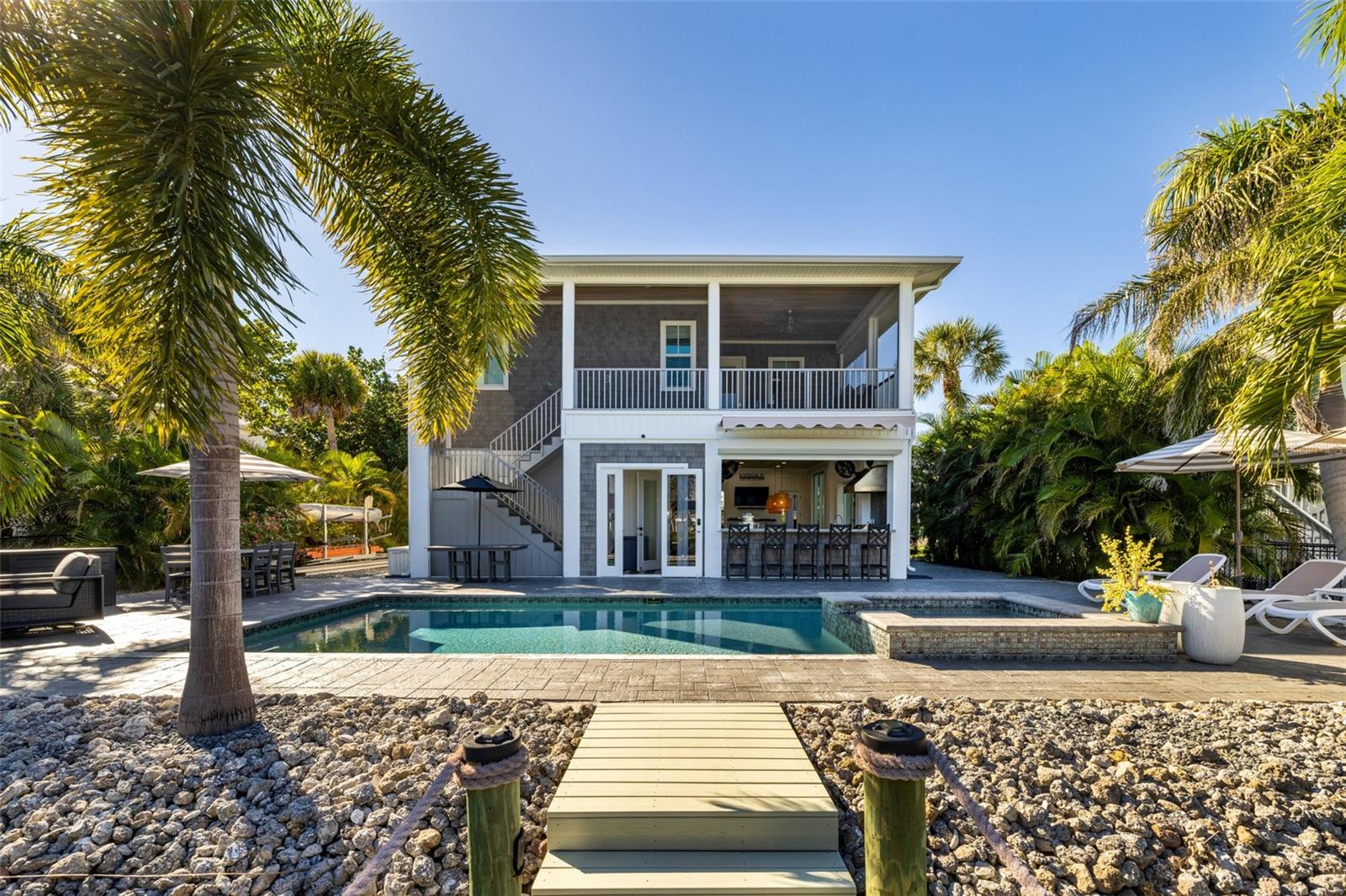 CAPTAINS COVE - Residential