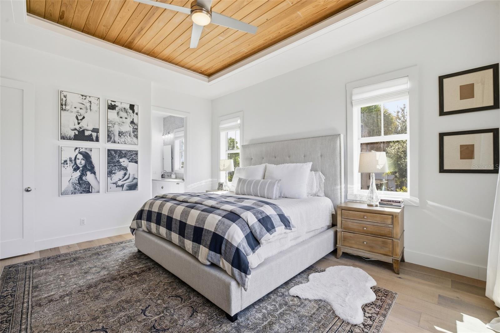 CAPTAINS COVE - Residential