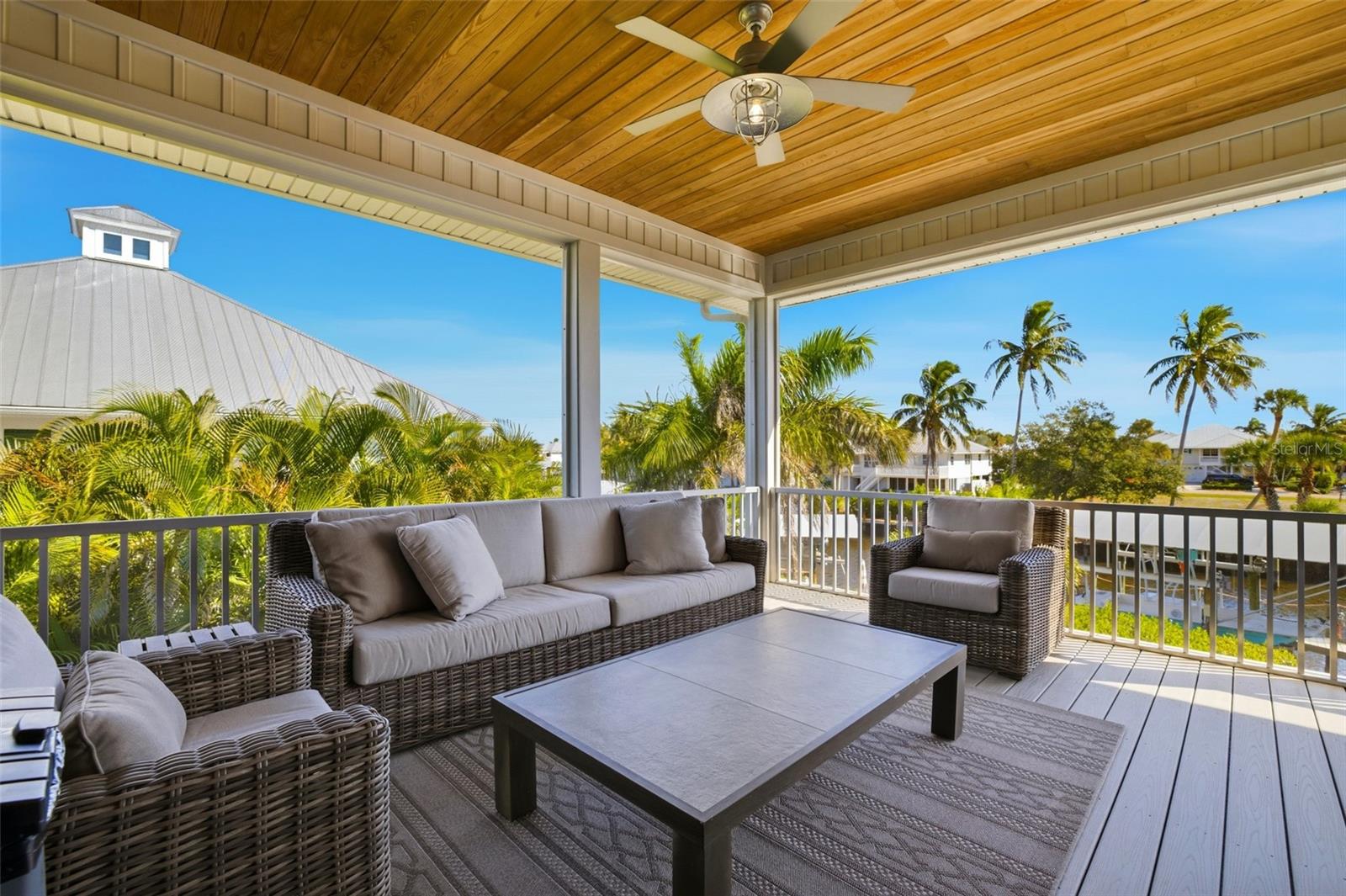 CAPTAINS COVE - Residential