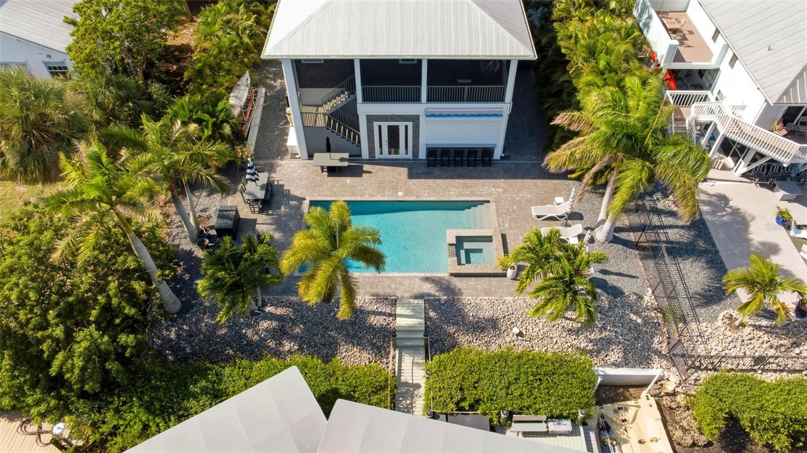 CAPTAINS COVE - Residential