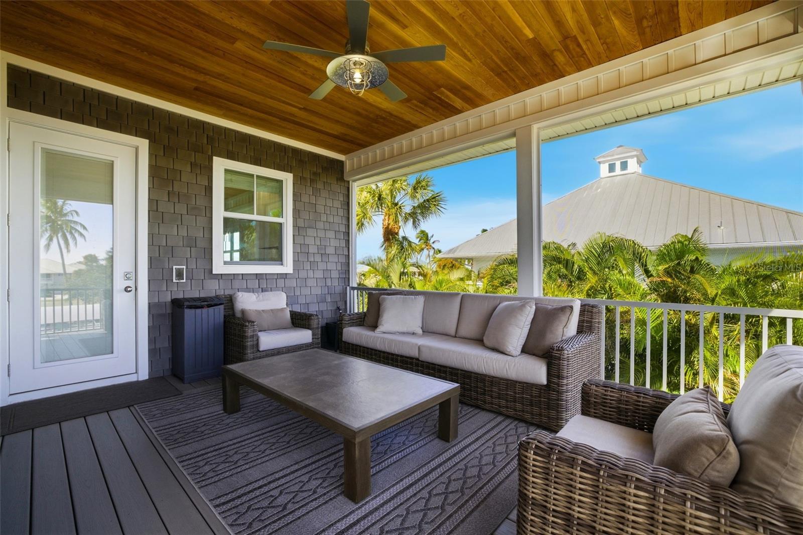 CAPTAINS COVE - Residential