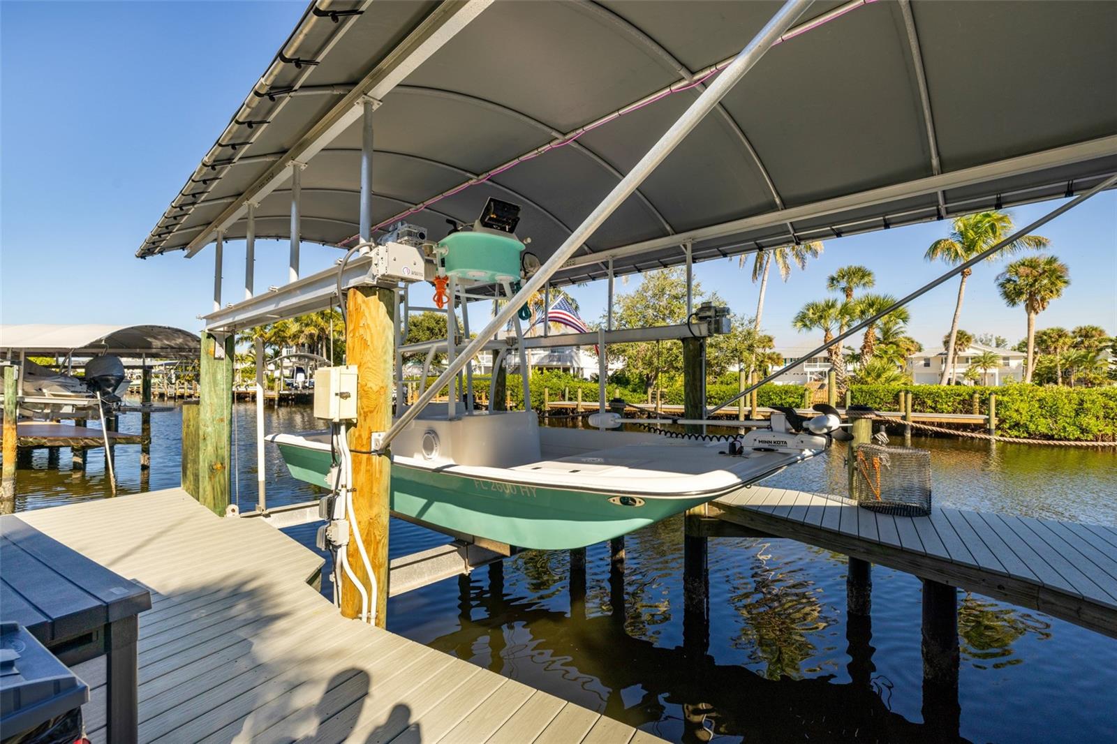 CAPTAINS COVE - Residential