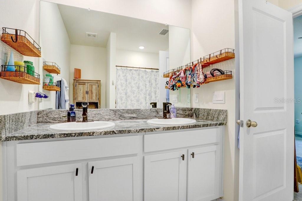 FOREST BROOKE PH 4B - Residential Lease