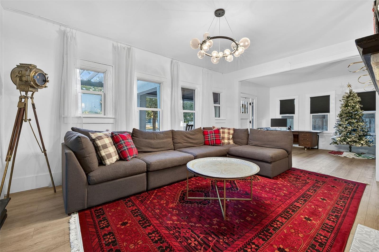 PASADENA ESTATES - Residential