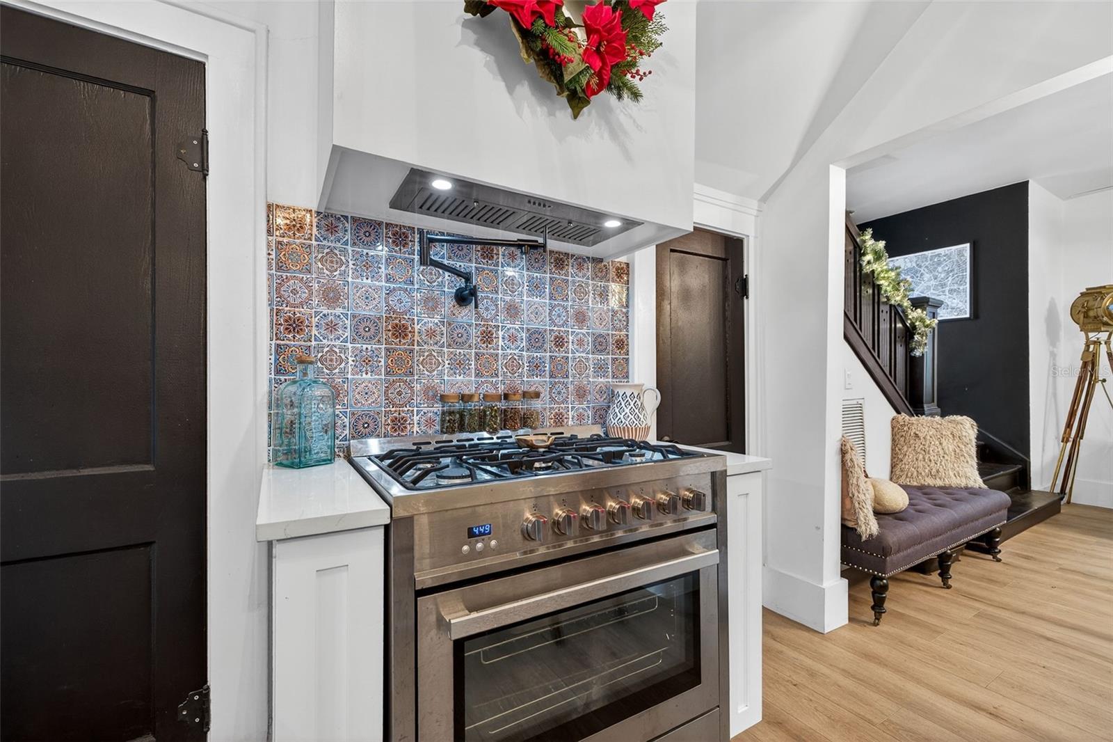 PASADENA ESTATES - Residential