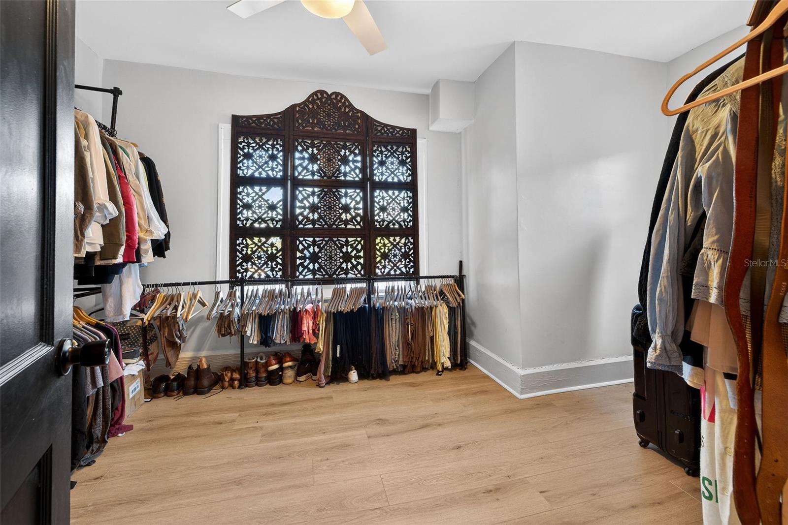 PASADENA ESTATES - Residential