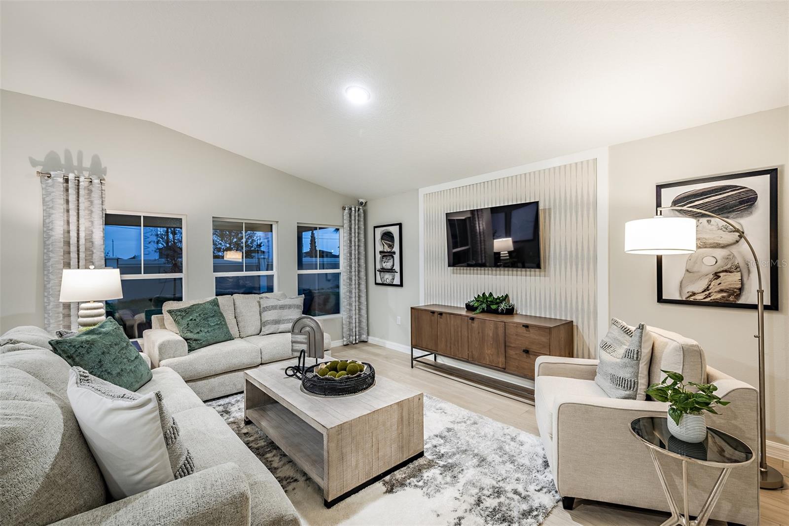 PASADENA RIDGE - Residential