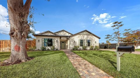 Photo of 3214 Key Avenue, Sarasota, FL 34239 (MLS # A4681848)